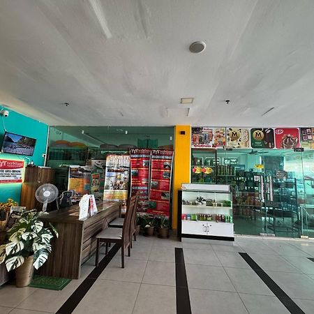 Hotel Adya Express Chenang Pantai Cenang  Exterior foto